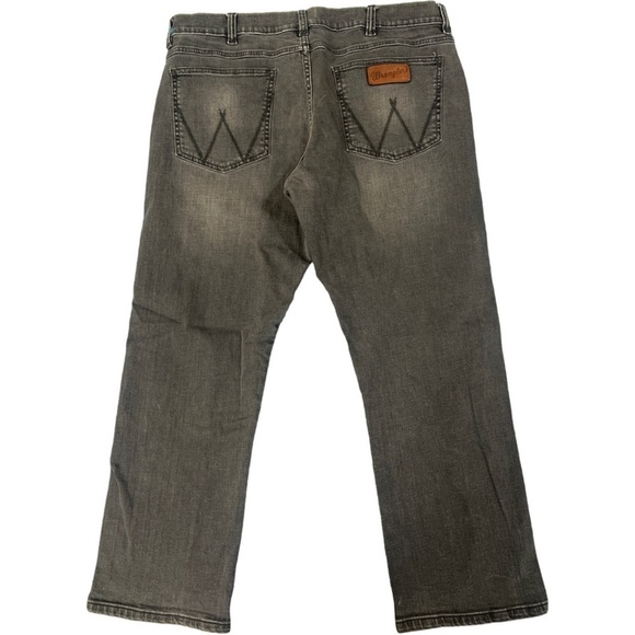 Wrangler men’s jeans black washed slim straight size 38x28 western - Picture 1 of 7